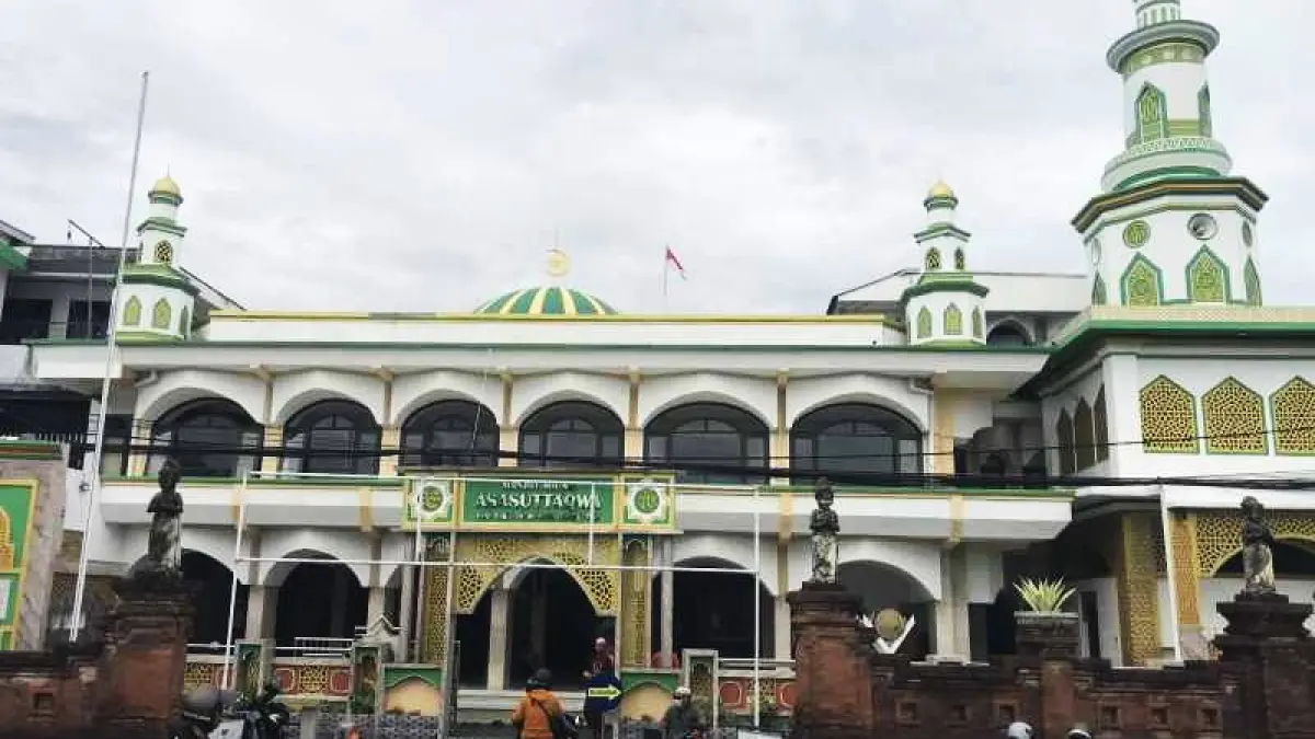 Ilustrasi Masjid Asasutaqwa, Kampung Bugis, Tuban. jalan Airport, Badung, Bali. (Miftahuddin/Radar Bali)