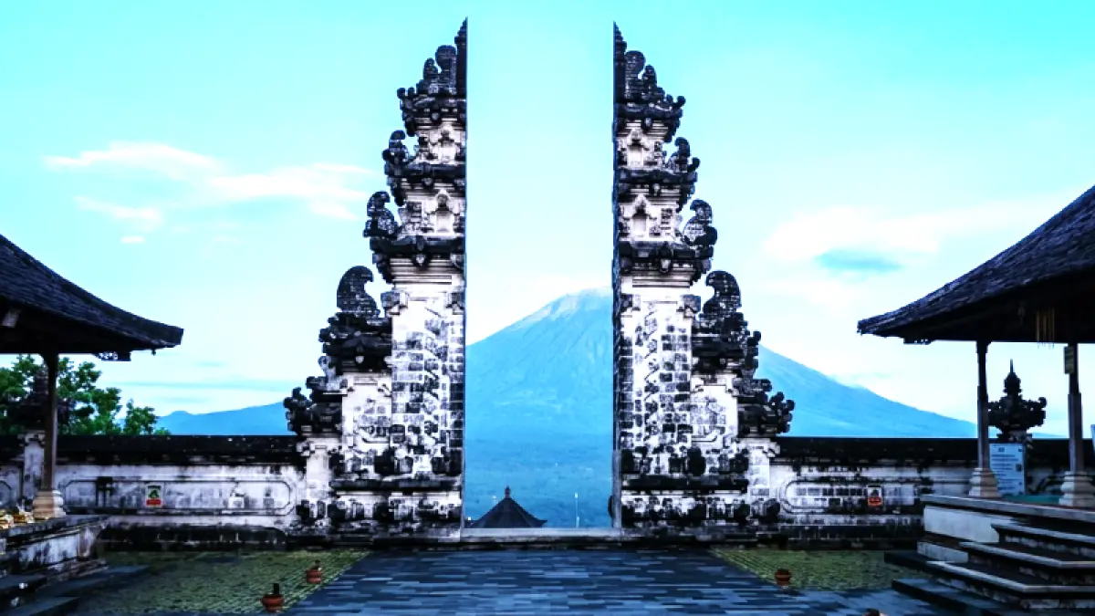 ilustrasi Pura Lempuyang, Karangasem. (dok.Radar Bali)