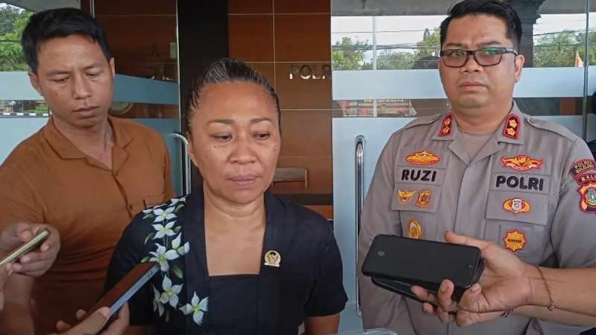 DORONG PENEGAKAN HUKUM :  Anggota DPD RI Dapil Bali, Ni Luh Putu Ary Pertami Djelantik (Niluh Djelantik),  hadir di Polres Buleleng memberikan dukungan penegakan hukum. (francelino junior)