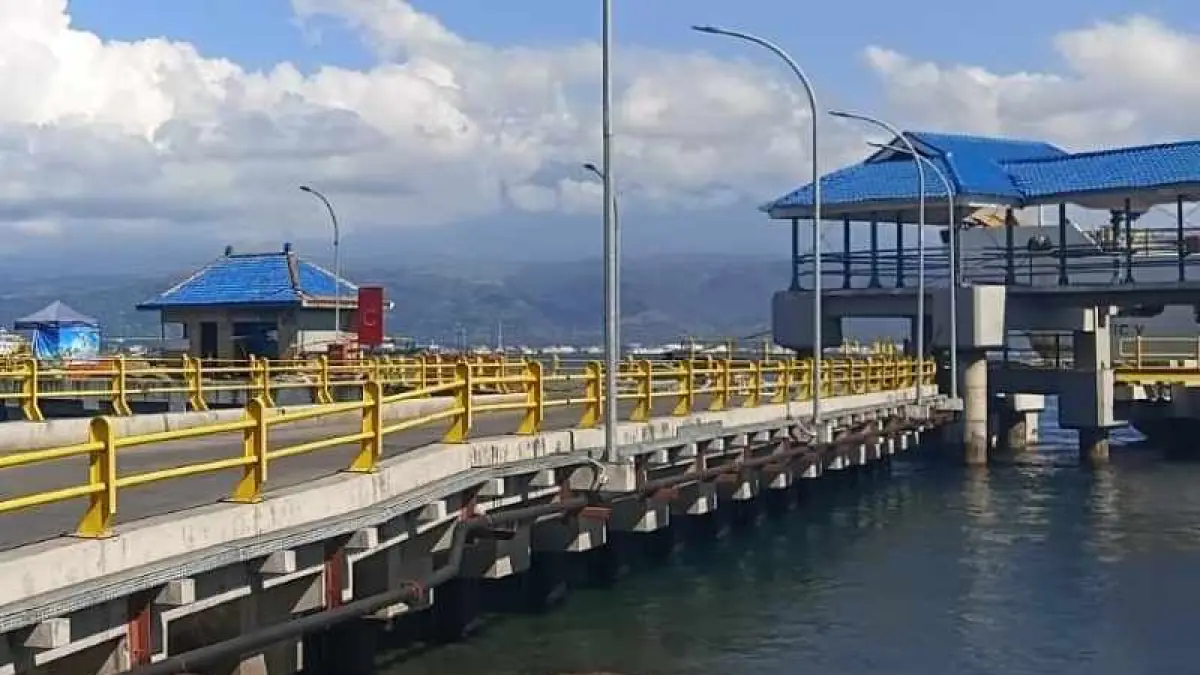 KEMBALI LENGANG DAN NORMAL: Suasana di Pelabuhan Gilimanuk sudah mulai normal, terpantau lebih sepi dari beberapa sebelumnya. (M.Basir/Radar Bali)