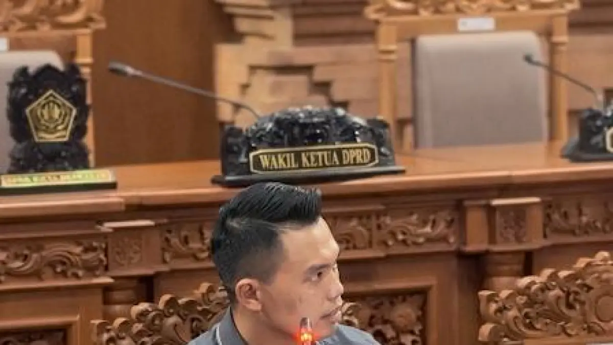 Ketua DPC Gerindra Kota Denpasar Ida Bagus Yoga Adi Putra (Cok Yoga).