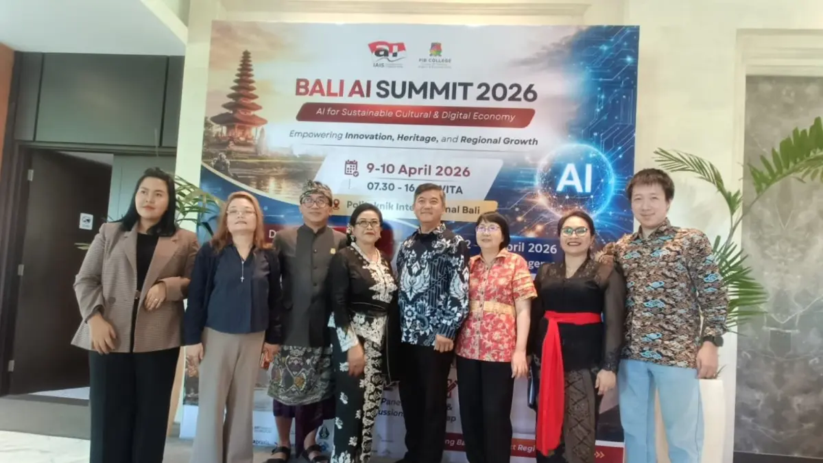 Ki-ka berurut
- Dr. Idha Kristianaa, S.Kom., MMSI (Founder & CEO, V-Teki)
- Prof. Dr. Ir. Meyliana, S.Kom., MM, IPU, CDMS, CBDMP, CMC (Professor of Information System BINUS University)
- Dr. Paulus Herry Arianto, M.A., CBC (Deputy Director of PIB College)
- Prof. Dr. Ir. Anastasia Sulistyawati, M.S., M.M., M.Mis., M.H., D.Th., Ph.D., D.Ag. (Director PIB College)
- Hendy Risdianto Wijaya, S.T., M.T., Ph.D. (Chairman of Indonesia AI Society)
- Dr. Ir. Indrajani Sutedja, S.Kom., M.M. (Director of Talent, Indonesian AI Society)
- Made Herry Erika Sedana, M.Tr.Par., M. Sc. (Director of Partnership & Event PIB College)
- Andy Febrico Bintoro, S.Kom., BCL, MBA (CTO & Co-Founder Maxy Academy)