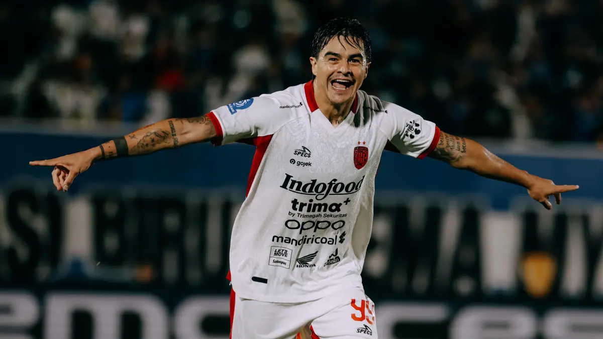 Diego Campos merayakan gol. Gelandang serang Bali United asal Kosta Rika ini sudah mencetak tiga gol sejak didatangkan pada Januari lalu.   