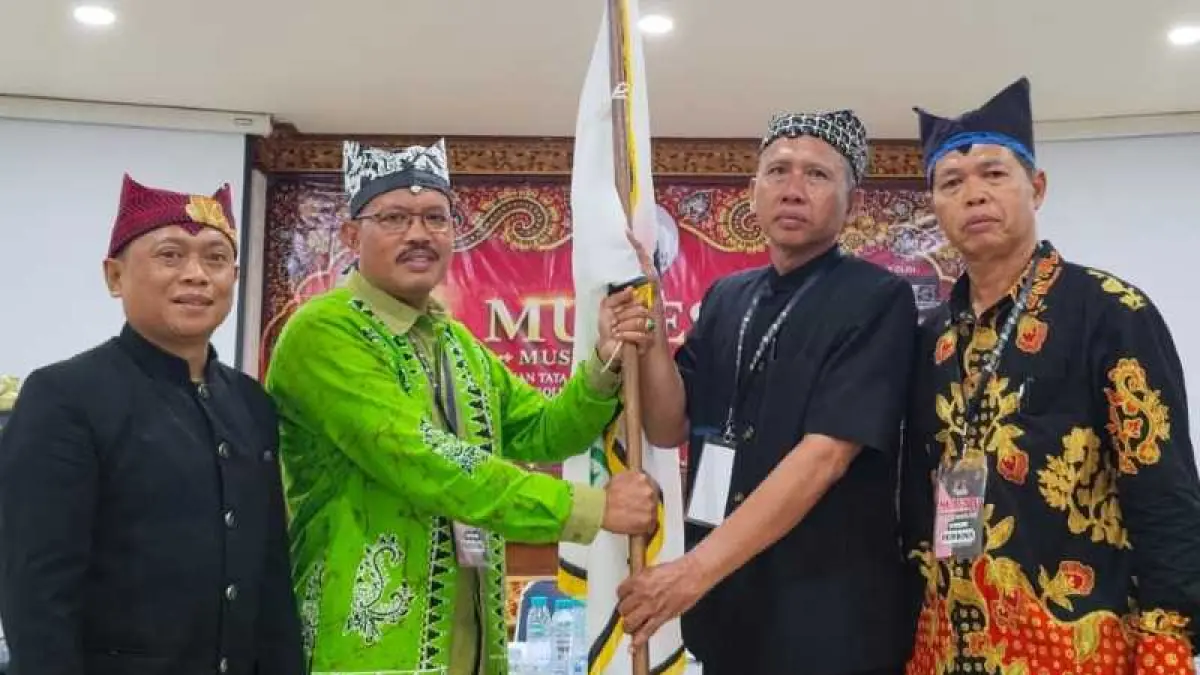 PEMIMPIN TERPILIH: Noer Yansin (mengenakan baju hijau) ketua Ikawangi Dewata Terpilih periode 2026-2030. (ist)