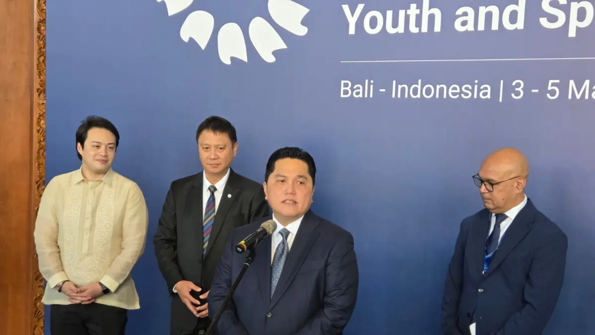 SINERGI ASIA TENGGARA: Menteri Pemuda dan Olahraga (Menpora) Erick Thohir (depan) saat sesi Konferensi Pers di Sanur, Senin 4 Mei 2026. 