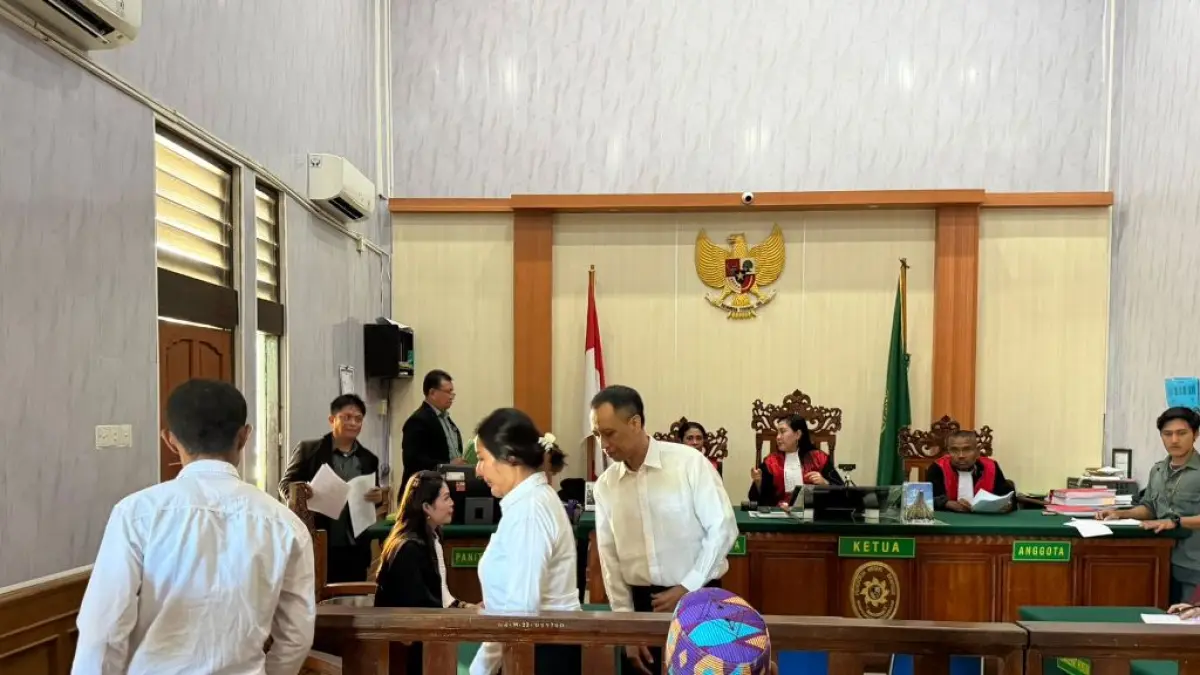 MUJUR: Pasangan Ni Putu Nila Susanti, 38, dan I Putu Edy Eka Putra, 43, menjalani sidang putusan di PN Denpasar, Selasa (5/5/2026).