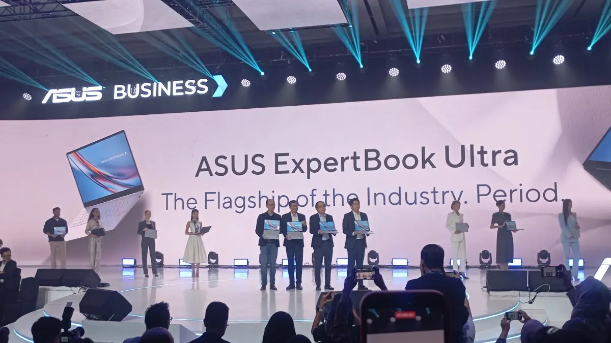 Suasana launching ASUS ExpertBook Ultra dengan slogan the Flagship of the Industry. Period. di Pullman Jakarta Central Park, Jakarta, Kamis 7 Mei 2026.