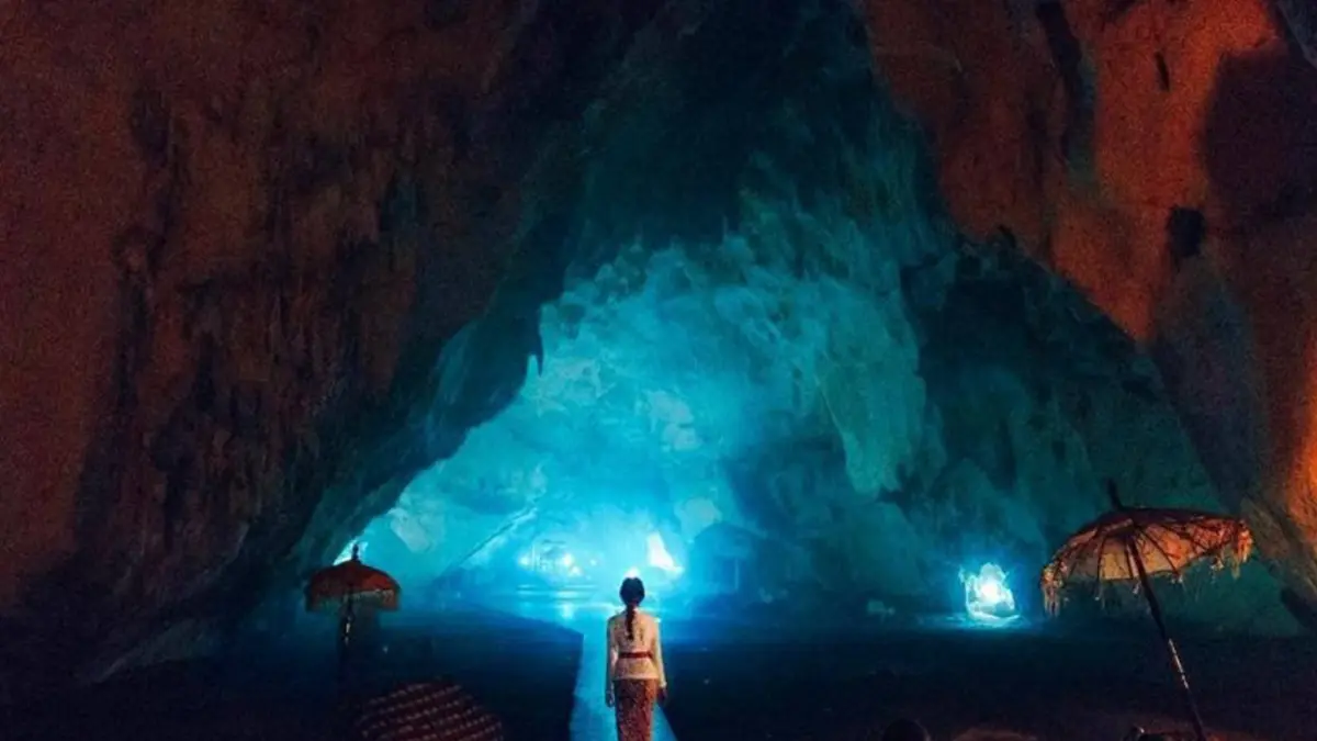 Pura Giri Putri Nusa Penida, Klungkung