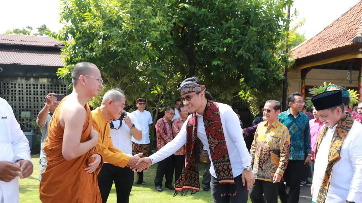 Staf Khusus Presiden RI Bidang Kerukunan Beragama, Gus Miftah bersama Wamenag RI Romo HM Syafe