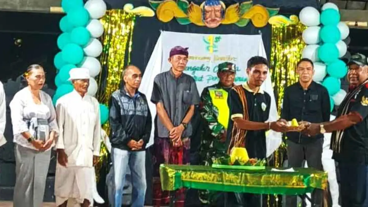 ULTAH HIMFLOR: Himflor Buleleng sampaikan imbauan agar menghapus stigma negatif warga NTT di Bali dengan kegiatan nyata yang positif. (Francelino Junior)