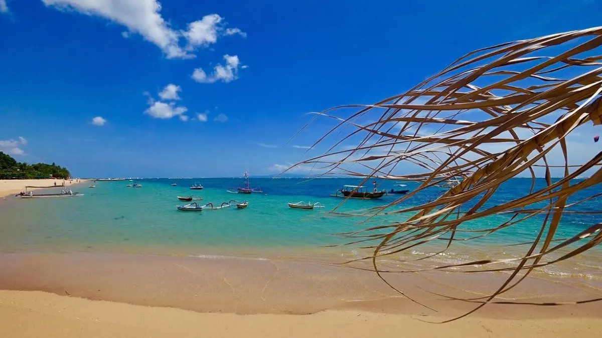 Pantai Sanur, Denpasar (tripadvisor.co.id)