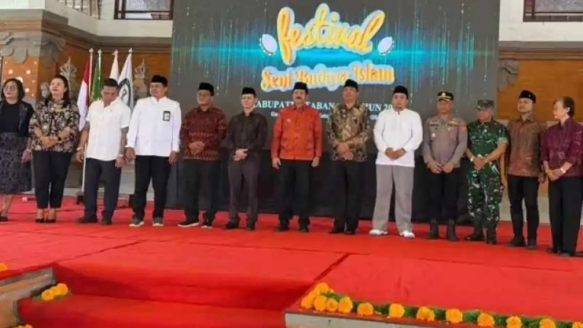 SEMARAK KEBERSAMAAN : Gelaran festival seni budaya Islam yang dilaksanakan di Gedung Kesenian I Ketut Mario Tabanan. (juliadi/radar bali)