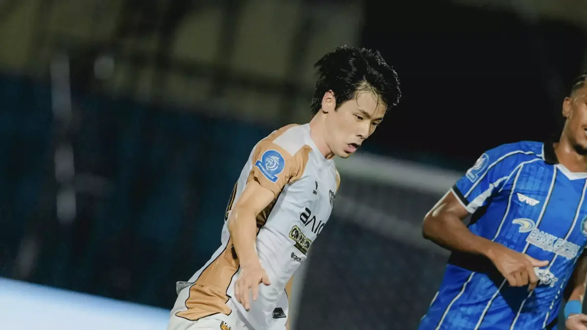 Gelandang Dewa United Tasei Marukawa berpeluang mengirim Persis Solo ke Divisi Championship di Stadion Manahan malam ini. 