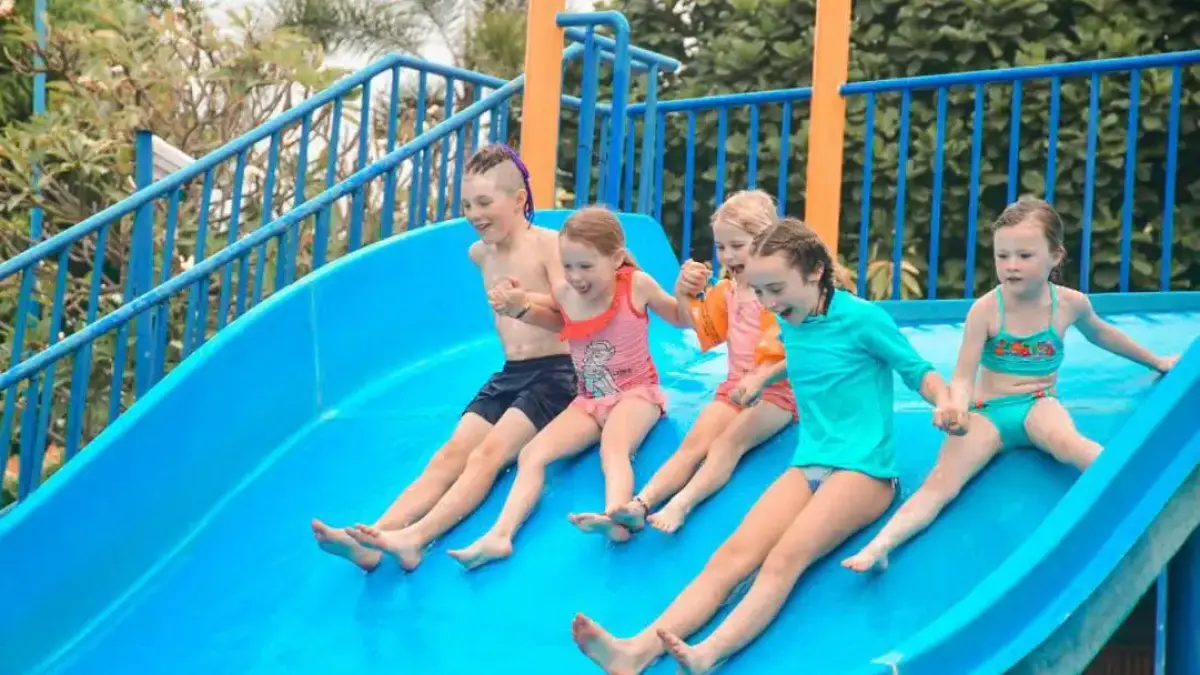 Circus Waterpark (Traveloka)