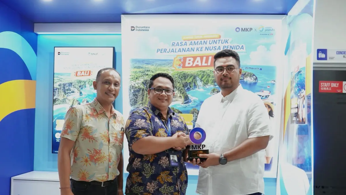 Hanya dengan premi Rp17.500, wisatawan bisa mendapatkan sejumlah jaminan dari Jasindo Travel Insurance di Pelabuhan Sanur.
