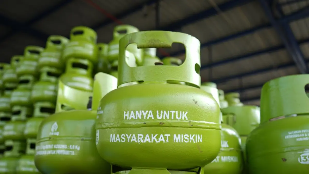 Pertamina tetap standby di lokasi untuk memastikan penyaluran BBM dan LPG berjalan lancar selama long weekend Idul Adha 2026.