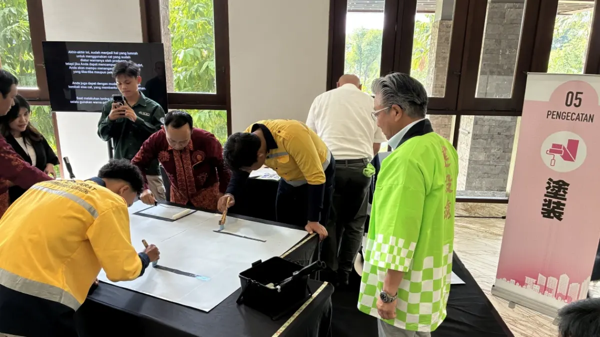 MATERI BERAGAM: Workshop mulai dari Konstruksi & Sambungan Baja Tulangan, &nbsp;Konstruksi Bekisting, Pemompaan Beton, Pengecatan, Teknik Sipil Kelautan dan Pembangunan Rumah Kayu metode 2x4.