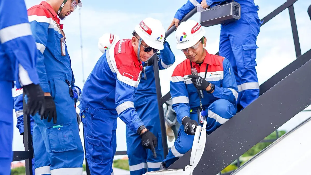 Komisaris Utama PT Pertamina (Persero) Mochamad Iriawan melakukan kunjungan kerja ke Aviation Fuel Terminal (AFT) Ngurah Rai, Bali, Sabtu (13/6).