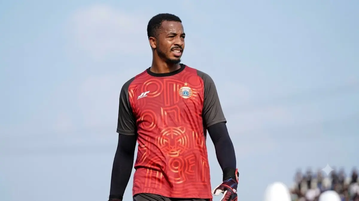 Carlos Eduardo dikabarkan memperkuat Super Elang Jawa untuk musim depan. Musim lalu, pemain asal Brasil ini memperkuat Macan Kemayoran 21 kali dan mencetak 8 kali clean sheet.