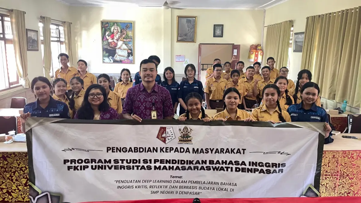Program Studi S1 Pendidikan Bahasa Inggris, FKIP, Universitas Mahasaraswati Denpasar, saat PkM di SMP Negeri 9 Denpasar.