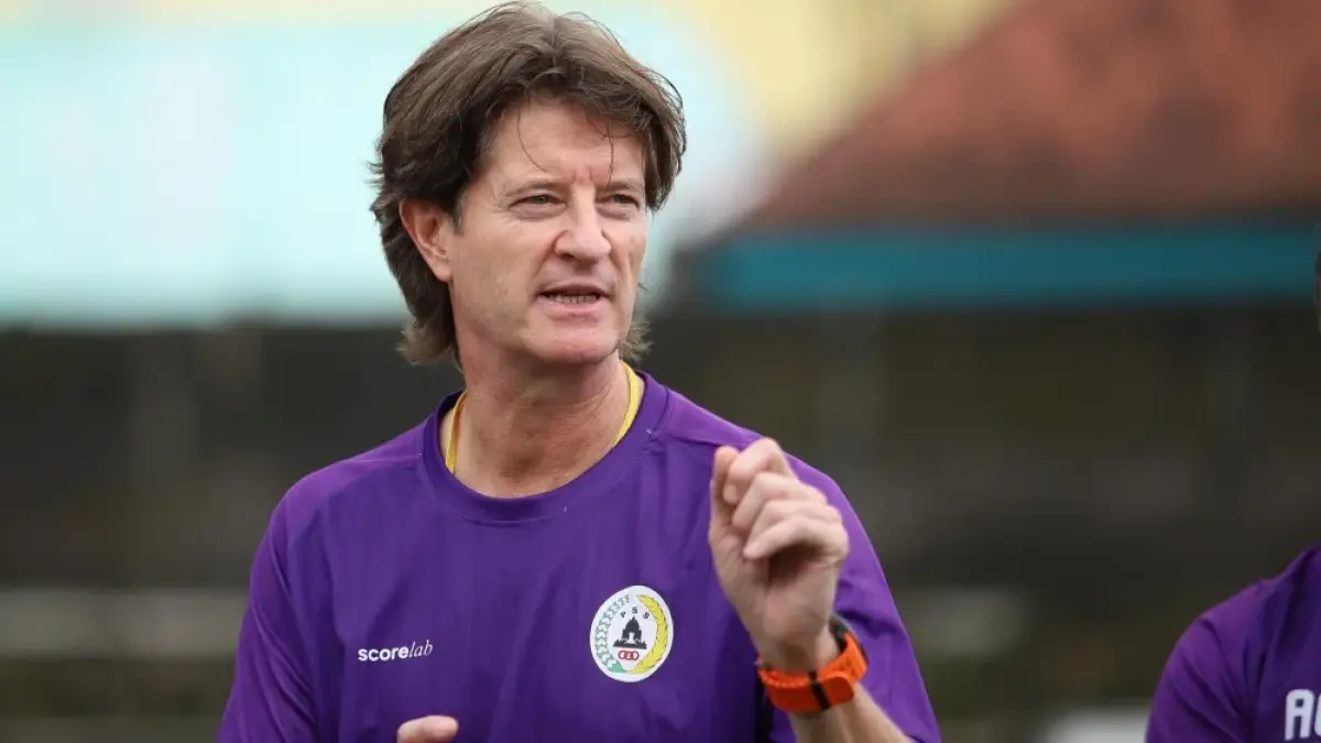Pelatih Kepala PSS Sleman Pieter Huistra (Ileague) 
