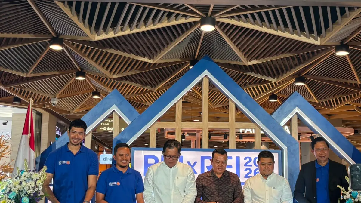 Potong pita pembukaan BRI x REI Expo Bali 2026 yang berlangsung di Living World Mall Denpasar pada 4-12 Juli 2026.