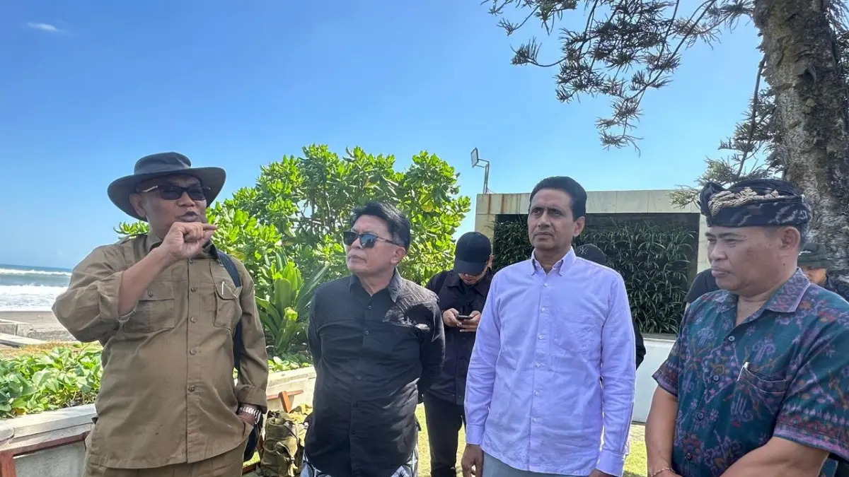 DICARI: Panitia Khusus Tata Ruang, Aset, dan Perizinan (Pansus TRAP) DPRD Provinsi Bali melakukan inspeksi mendadak (sidak) di kawasan pantai Tabanan, Kamis 9 Juli 2026. (IST/radarbali.id)