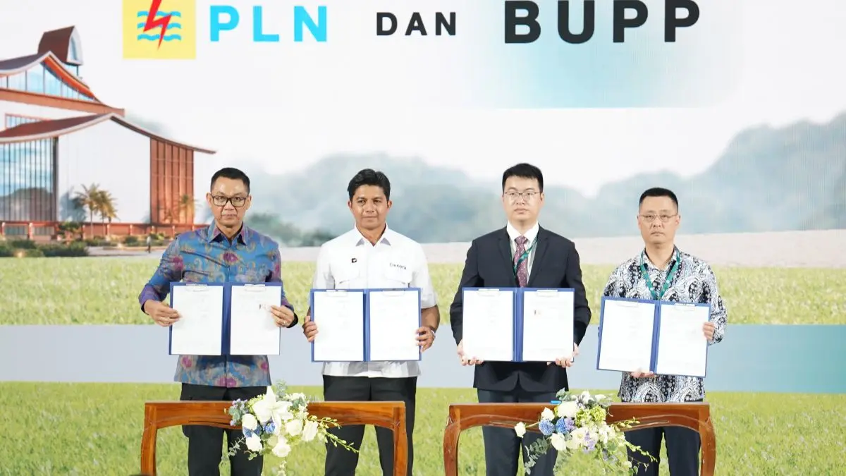 LANGSUNG AGREEMENT: Para pihak dalam pembangunan PSEL Bali yakni Danantara, PLN dan Pemprov Bali langsung membuat MoU untuk menjamin kebermanfaatan pengelolaan sampah menjadi energi listrik. (DOK. Danantara/radarbali.id)