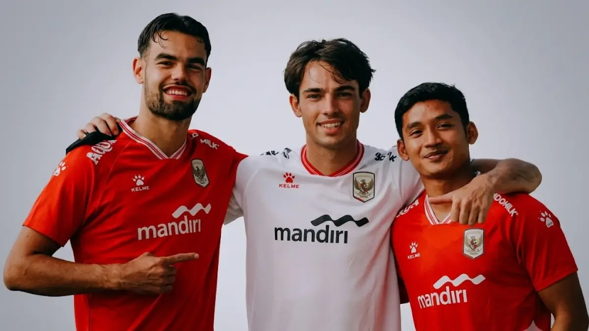 Jens Raven (kiri), Tim Greypens, dan Kadek Agung berjuang mendapatkan tempat di daftar 23 pemain yang bakal dibawa Pelatih Timnas Indonesia John Herdman ke ASEAN Hyundai Cup 2026.  