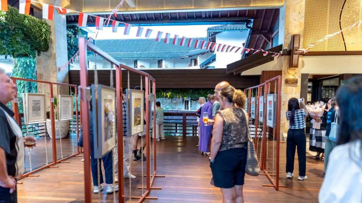 Pameran Lukisbertema: Instilling Batuan di Discovery Kartika Plaza Kuta yang dibuka hingga September 2026.