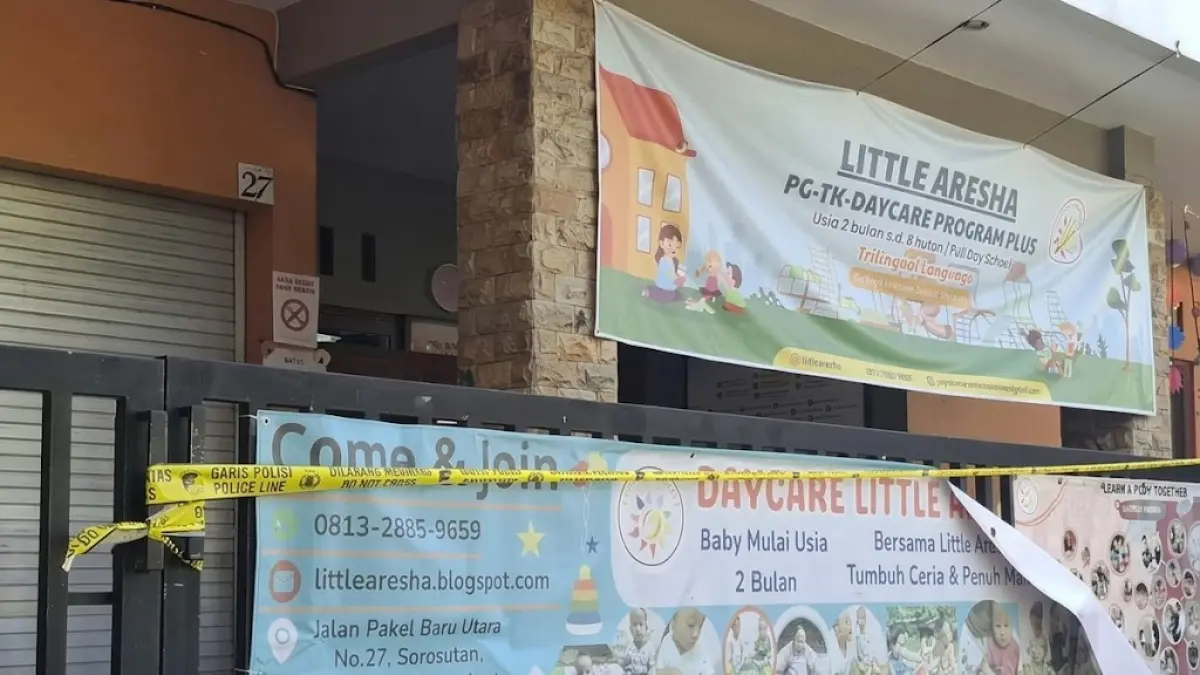 Polri menetapkan 5 tersangka baru kasus penganiayaan anak di Little Aresha Daycare di Yogyakarta. Secara total polisi menetapkan 32 tersangka dengan jumlah korban mencapai 157 anak.  