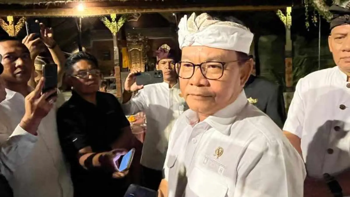 MENGAKU DAPAT ARAHAN PRESIDEN PRABOWO : Kepala Staf Kepresidenan Republik Indonesia Jenderal TNI (Purn) Dudung Abdurachman. (Foto Marsell Pampur)