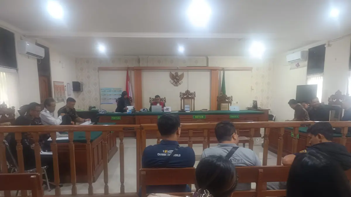 PEMBUKTIAN: Sidang gugatan perdata Nomor 368/Pdt.G/2026/PN Dps yang diajukan PT Varash Saddan Nusantara di PN Denpasar.
