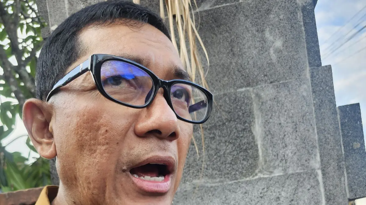 MELAWAN PERDA: Sekda Kota Denpasar, I Gusti Ngurah Eddy Mulya sebut retribusi daerah diatur dalam Perda.