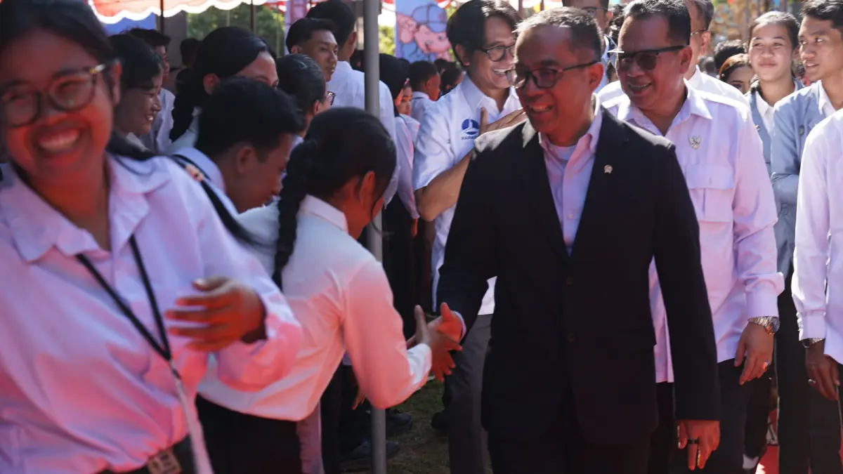 Mendiktisaintek RI Prof. Brian Yuliarto, M.Eng., Ph.D., saat menghadiri pembukaan PKKMB Undiksha tahun 2026, Rabu (12/8/2026).