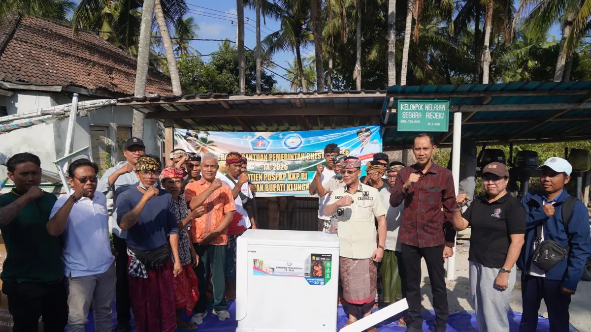 Bupati Klungkung I Made Satria, bersama Wabup Tjokorda Gde Surya Putra di Sekretariat KUB Segara Rejeki, Dusun Telaga, Desa Kutampi Kaler, Kecamatan Nusa Penida, Selasa (18/8/2026).&nbsp;