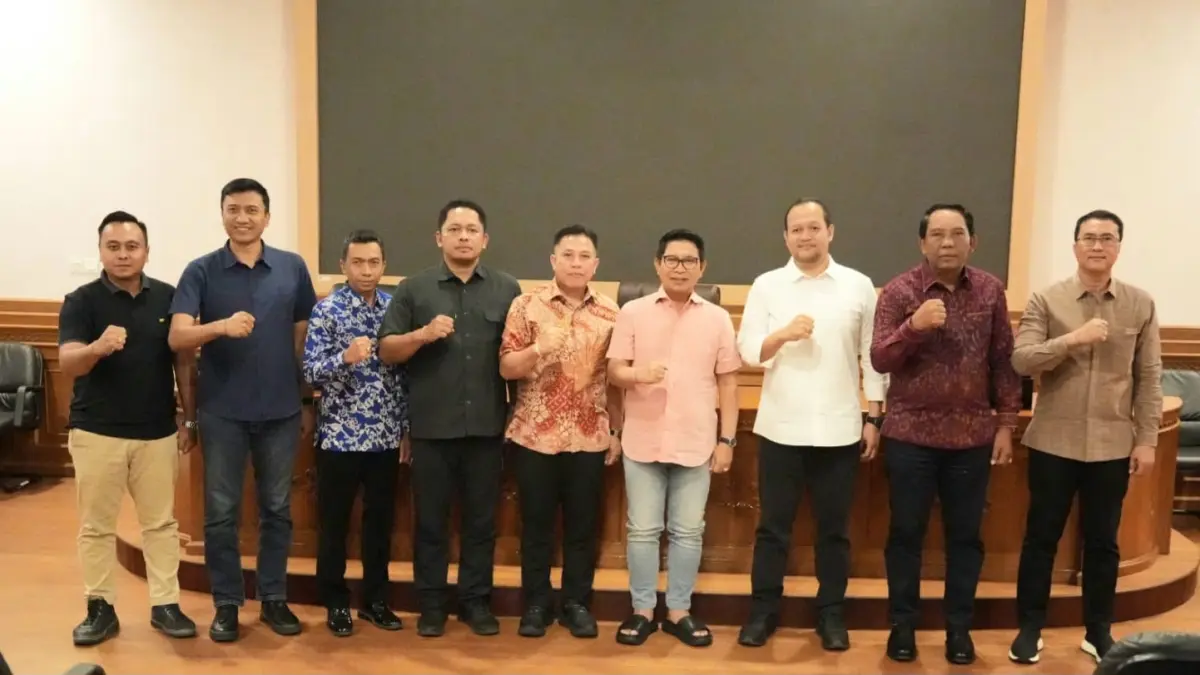 Bupati, Wabup dan Ketua DPRD Badung Sambut Silaturahmi Kajari Badung beserta jajaran di Rumah Jabatan Bupati Badung, Puspem Badung, Selasa (18/8)
