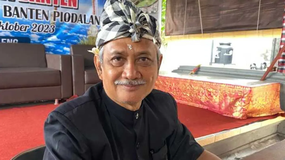 SUDAH DIUJI COBA Kelian Desa Adat Buleleng, Nyoman Sutrisna..(Francelino)