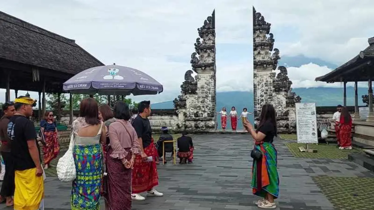 ilustrasi Pura Lempuyang, Karangasem. (dok.Radar Bali)