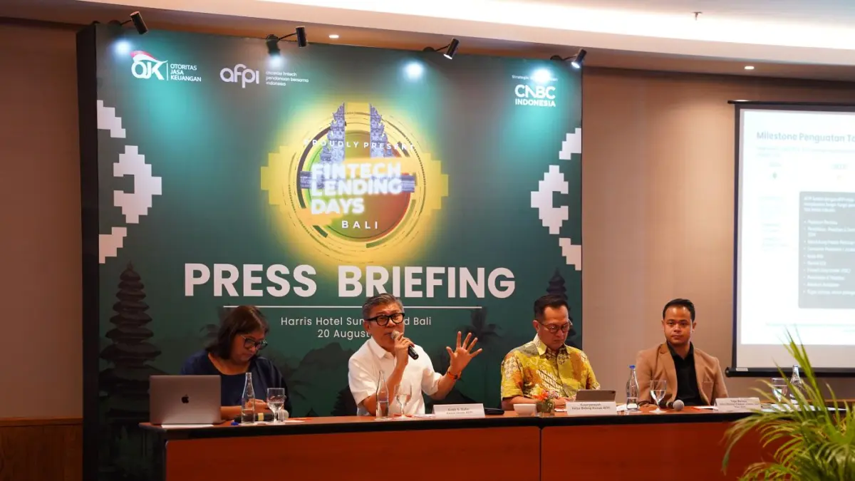 KIAN MATANG: Ketua Umum AFPI Entjik S. Djafar (dua dari kiri) membeber industri Pindar telah memasuki fase kematangan. (ist/radarbali.id)