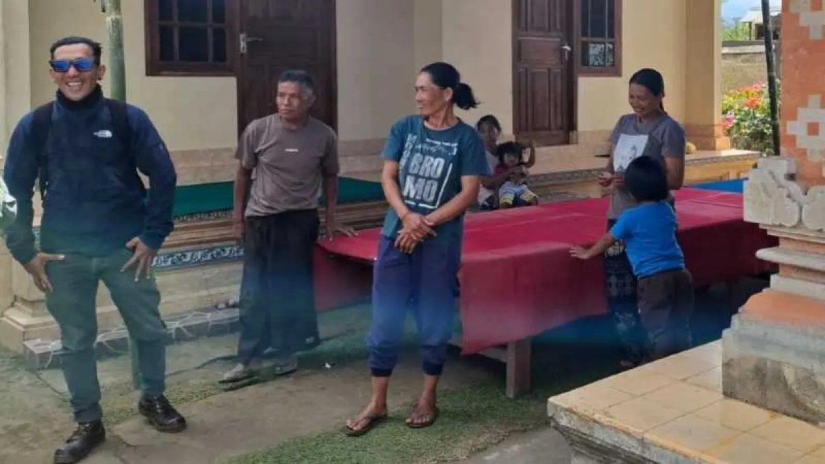 BERDUKA : Suasana duka di rumah keluarga mendiang Putu Ayu Meita Widyastuti di Bangli. (Dewa Ayu Pitri Arisanti/Radar Bali)
