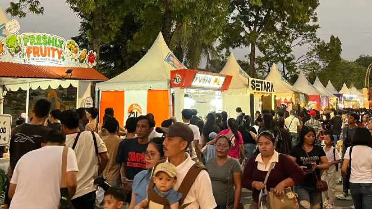 PERPUTARAN UANG CAPAI MILIARAN RUPIAH: Suasana di Bulfest 2026. Tercatat perputaran ekonominya mencapai Rp4 miliar. (foto: Pemkab Buleleng)