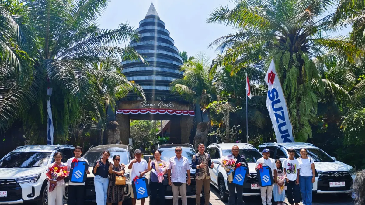 PT United Indobali, main dealer Suzuki mobil di Bali, secara resmi menyerahkan Suzuki New XL7 kepada lima pembeli perdana yang berasal dari Denpasar dan Badung, di Tlaga Singha, Gianyar, Sabtu 29 Agustus 2026.
