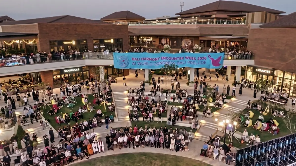Perhelatan Bali Harmony Encounter Week 2026 (2-7 September) mencapai puncak spiritual dan filosofisnya pada Senin petang (7/9/2026) melalui Tri Hita Karana Universal Reflection Ceremony 2026.&nbsp; &nbsp;