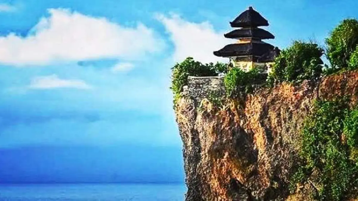 Ilustrasi Pura Uluwatu, Pecatu, Kuta Selatan, Badung. (dok.radar bali)