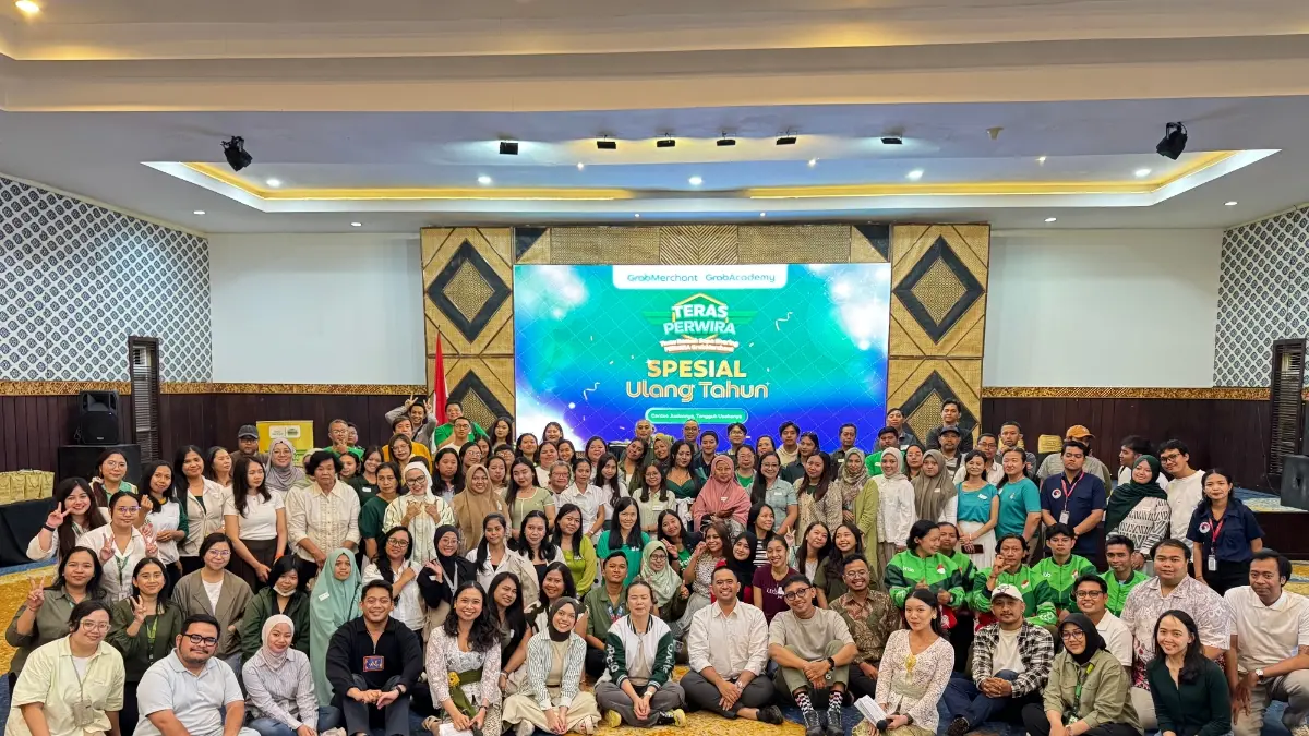 Peserta Teras Perwira Spesial Ulang Tahun 2026 di Denpasar berfoto bersama.&nbsp;