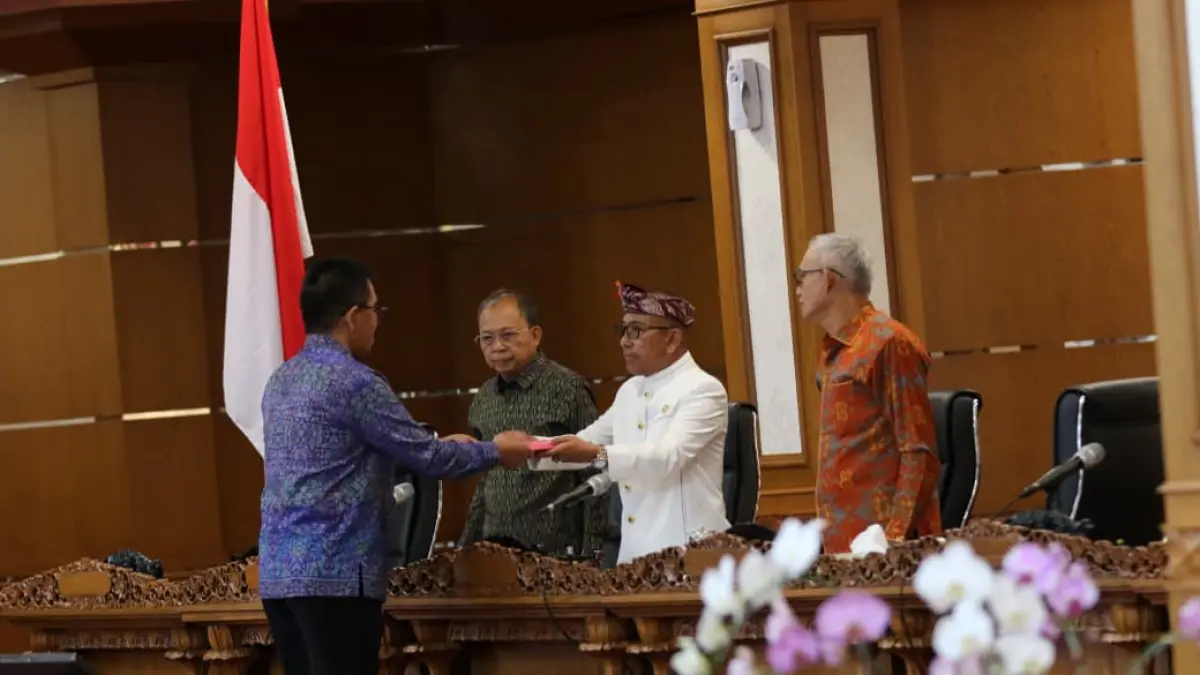 Rapat paripurna Penyampaian Pandangan Umum Fraksi Kemarin (14/9)