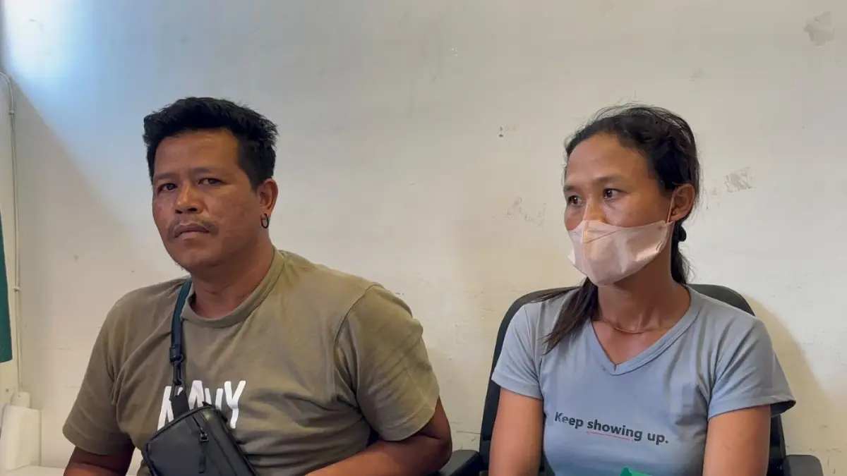 KENA MUSIBAH: Keluarga korban yang diduga sopir truk dibakar bos.  (IST/radarbali.id)
