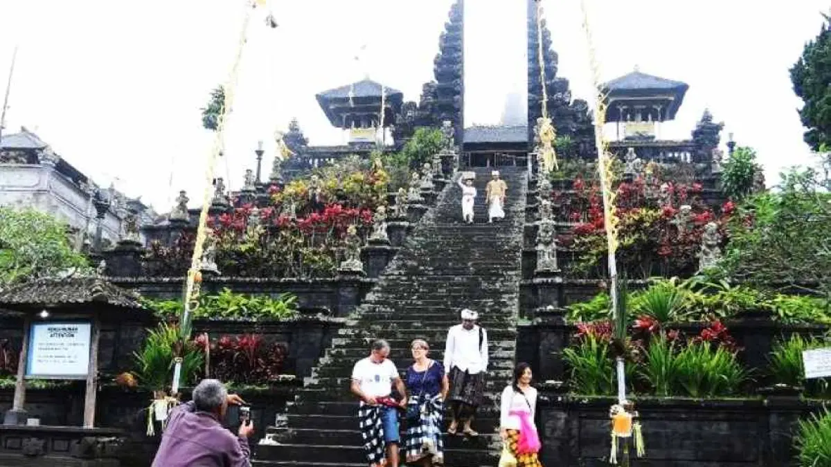 Ilustrasi Pura Agung Besakih, Karangasem. (dok. Radar Bali)