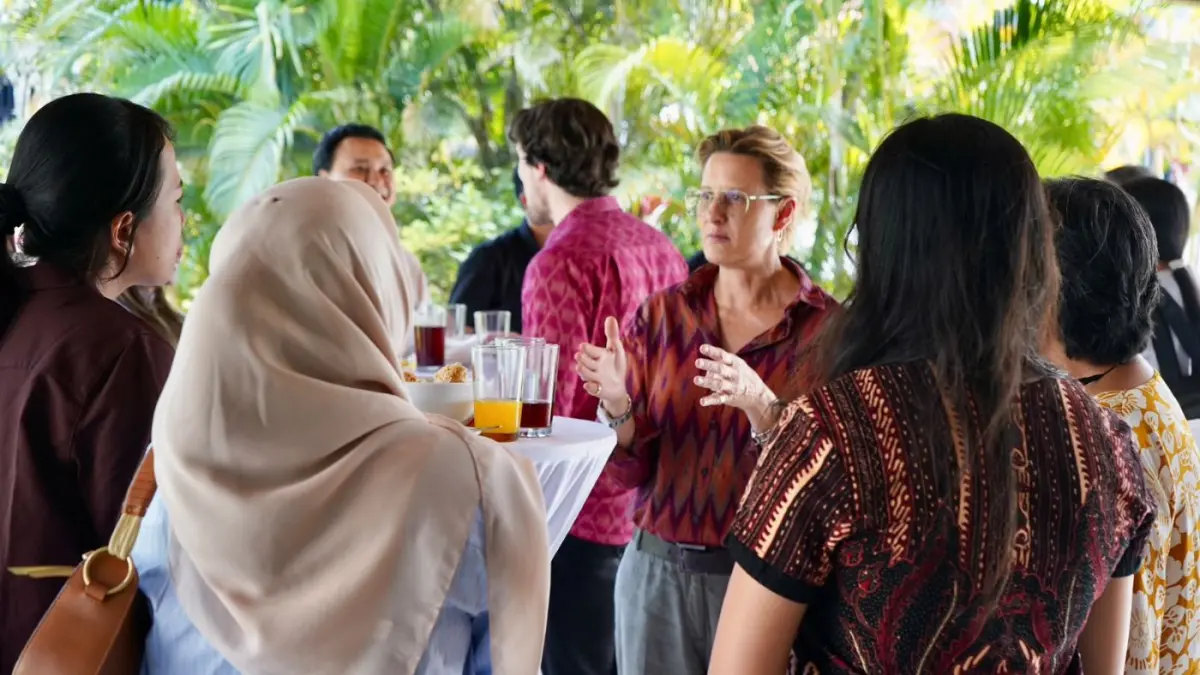HARI GURU SEDUNIA: Konsul-Jenderal Australia di Bali, Jo Stevens, menggelar acara ramah tamah bersama para tenaga pendidik dari program Kemitraan Sekolah BRIDGE di Denpasar, Kamis (8/10/2026).
